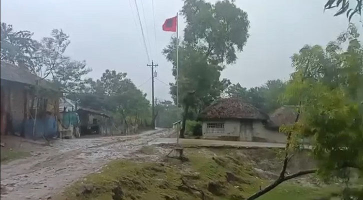 ঘূর্ণিঝড় মিধিলি, সাতক্ষীরা উপকূলে ৩০ কি.মি. বেগে ঝড়ো হাওয়া